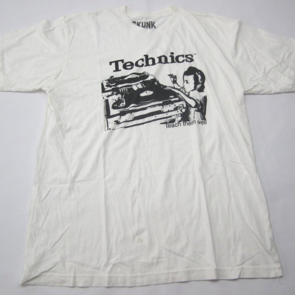 Skunk Technics Teach Them Well DJ Graphic T-Shirt Size Large White Music L